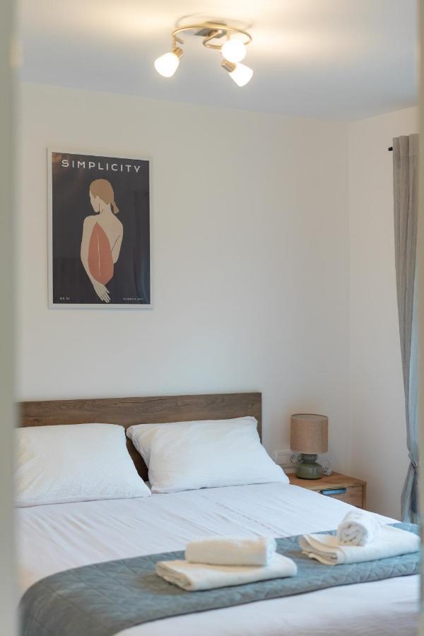 فير Number One Apartments المظهر الخارجي الصورة